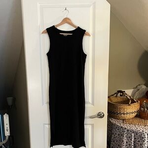 Able Black Crewneck Tank Top